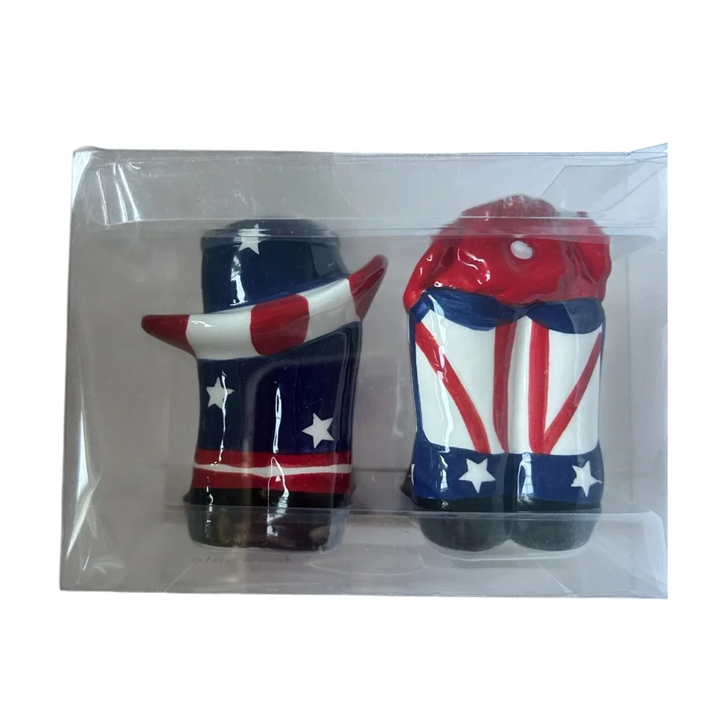 Patriot Novelty Salt & Pepper Shakers